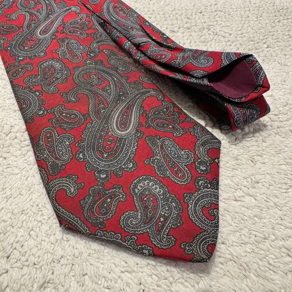 Vintage Bert Pulitzer Tie Red Paisley Silk Formal Business Preppy Old Money VTG